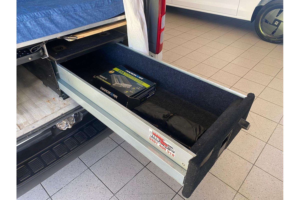 HIACE GDH300R LWB 3.0L DT4 TURBO CDI 6 SP AUTO SEQUENTIAL 5D VAN 