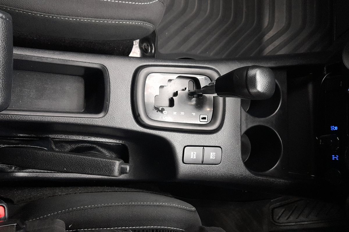 2020 Toyota Hilux SR GUN126R 4X4