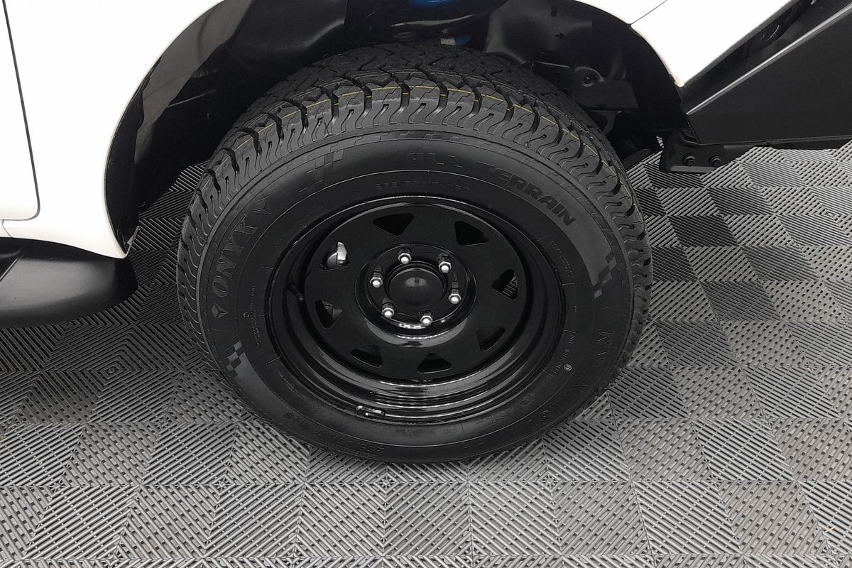 2020 Toyota Hilux SR GUN126R 4X4