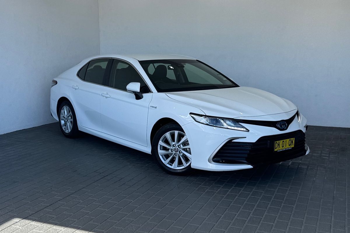 2024 Toyota Camry Ascent AXVH70R