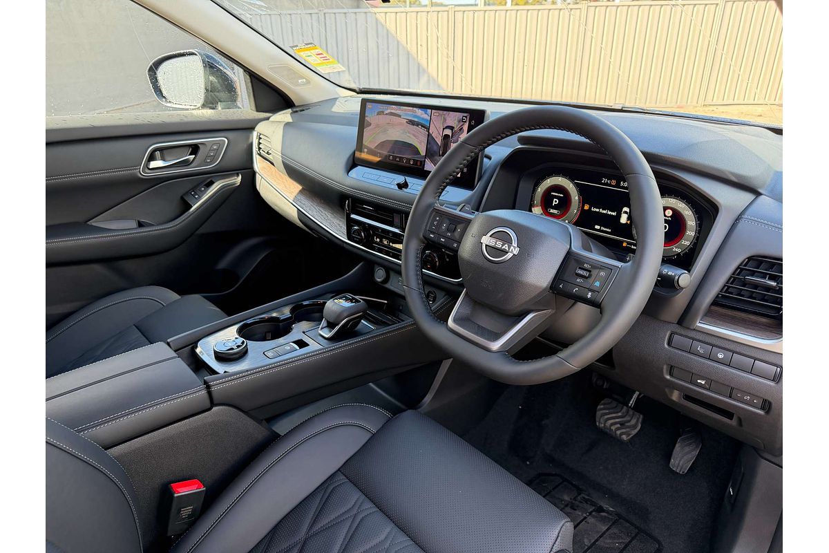 2025 Nissan X-TRAIL Ti-L T33