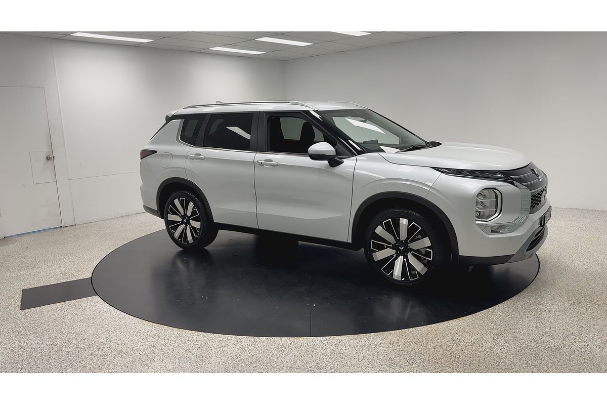 2025 Mitsubishi Outlander Aspire ZM