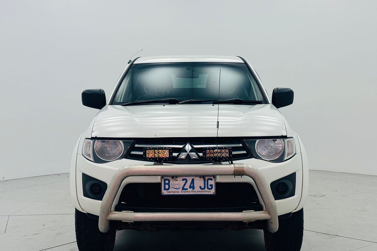 2010 Mitsubishi Triton GL-R MN 4X4