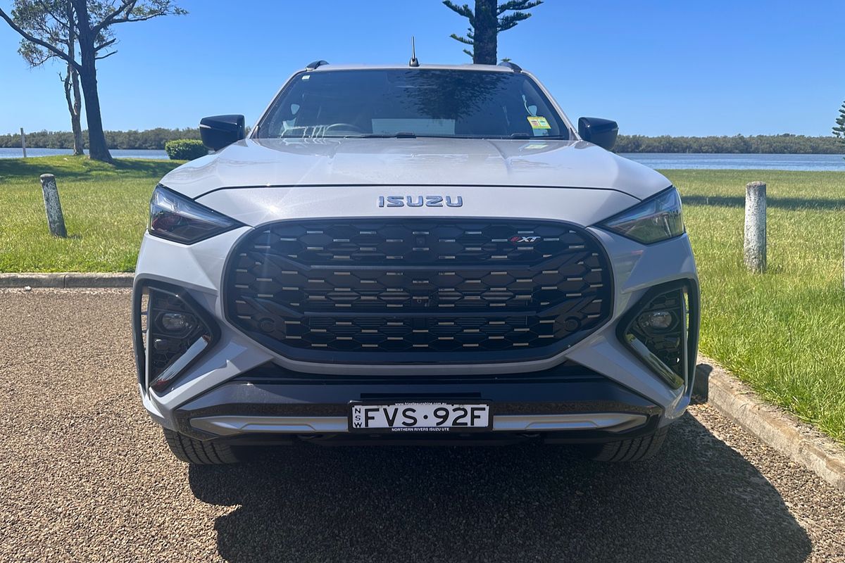 2025 Isuzu MU-X X-TERRAIN