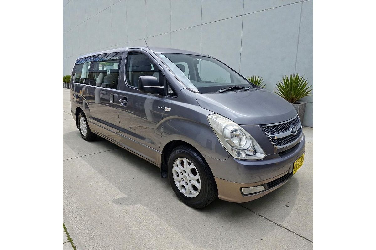 2009 Hyundai iMax TQ-W