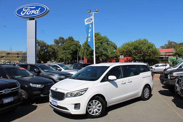 2015 Kia Carnival S YP