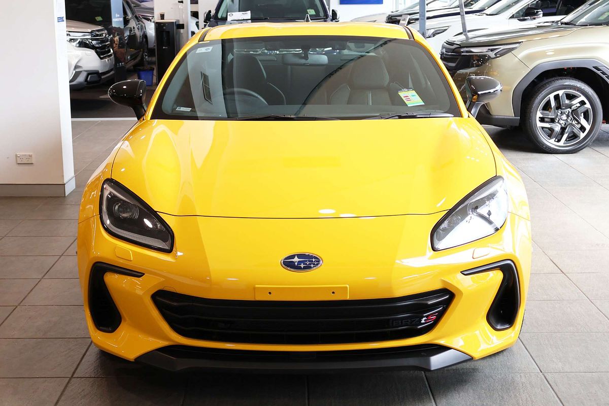 2025 Subaru BRZ tS ZD8