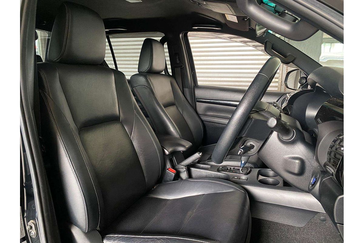 HILUX GUN126R MY19 RUGGED X (4x4) 2.8L DT4 DIESEL TURBO F/INJ 6 SP AUTOMATIC DOUBLE CAB P/UP 