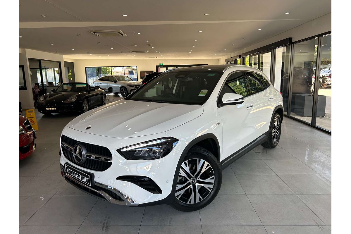 2025 Mercedes-Benz GLA-Class GLA250 e with EQ hybrid technology H247