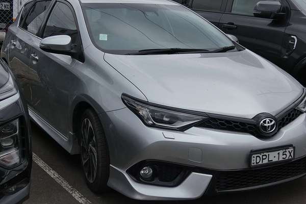 2017 Toyota Corolla ZR ZRE182R