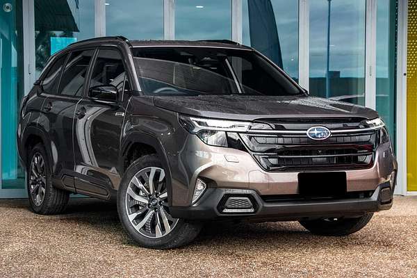 2025 Subaru Forester Hybrid Touring S6