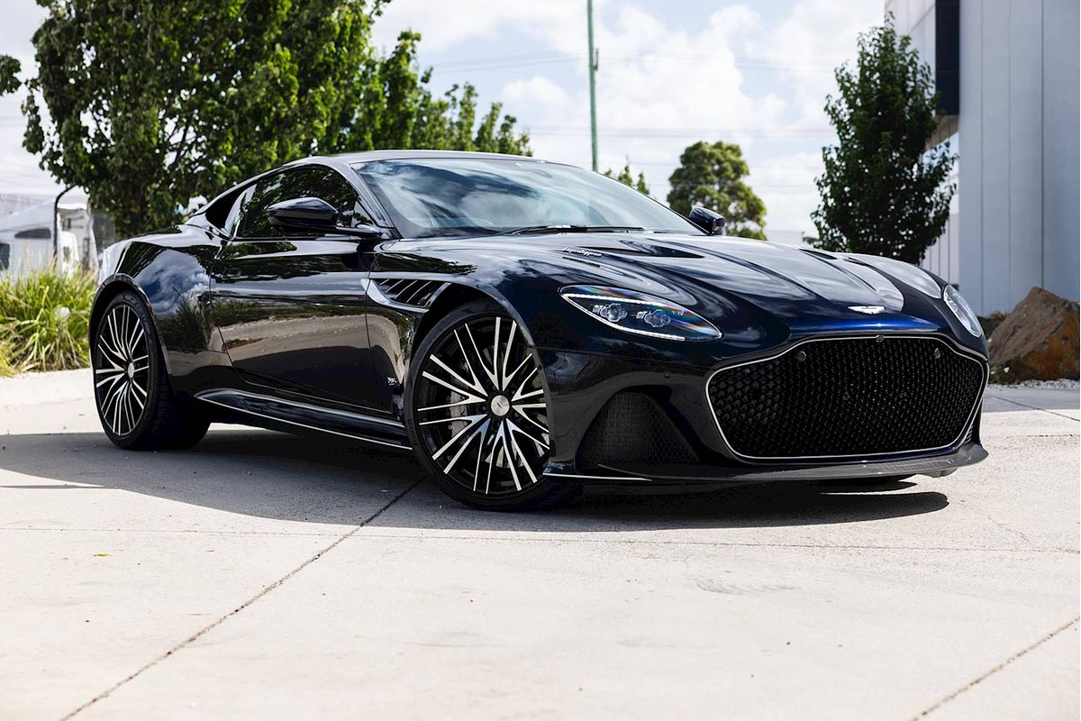 2021 Aston Martin DBS Superleggera