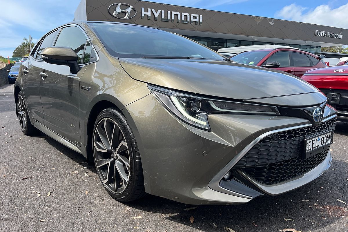 2019 Toyota Corolla ZR Hybrid ZWE211R