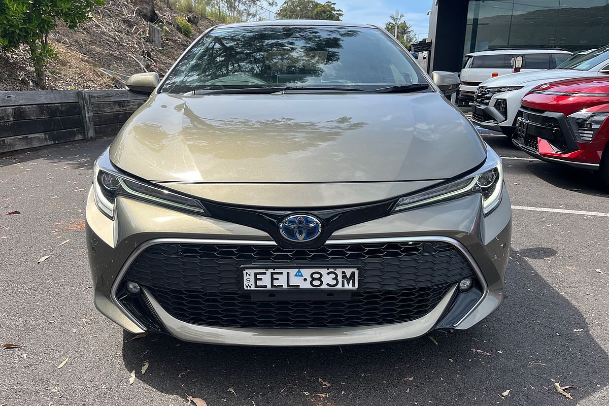 2019 Toyota Corolla ZR Hybrid ZWE211R