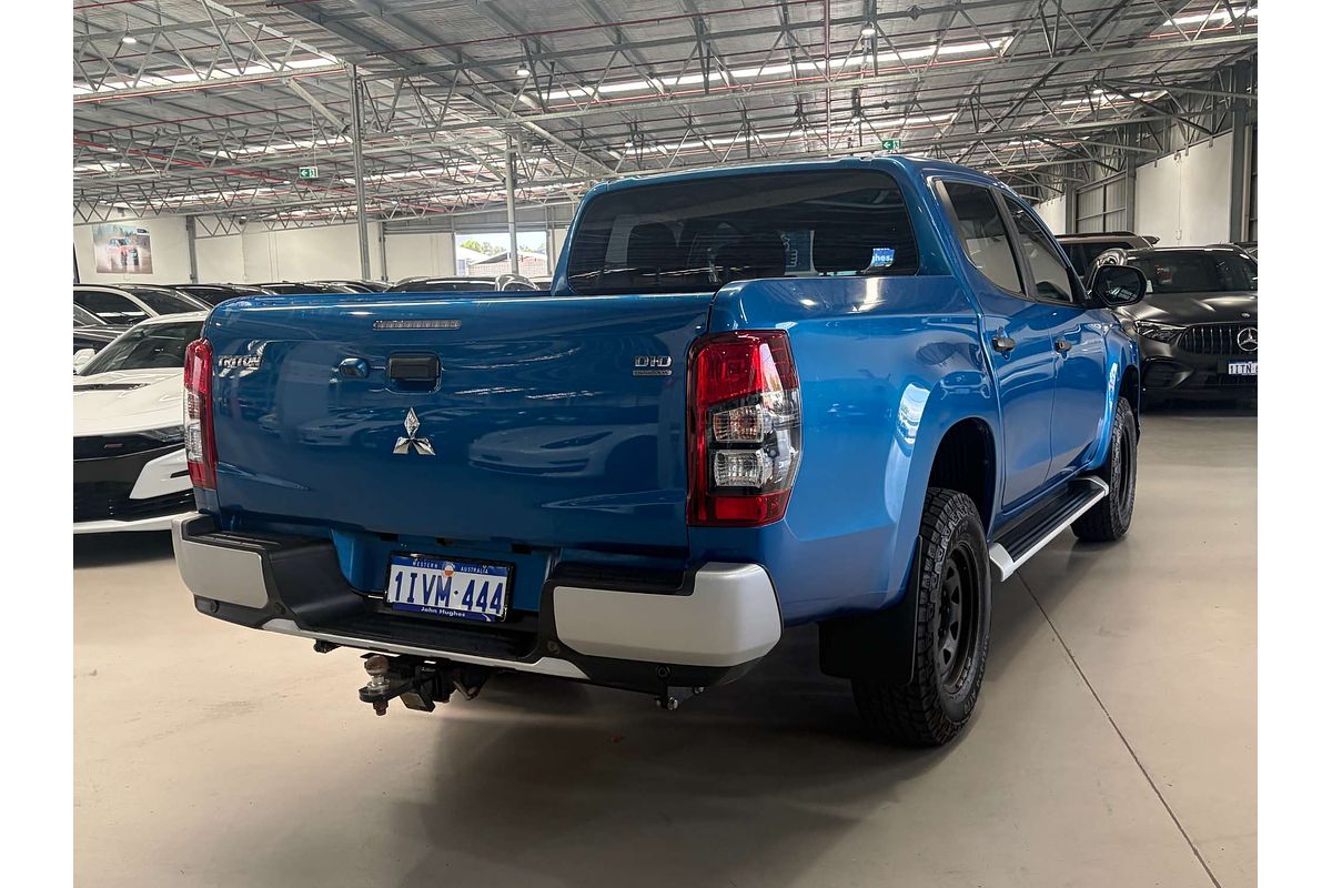 2019 Mitsubishi Triton GLX+ MR 4X4