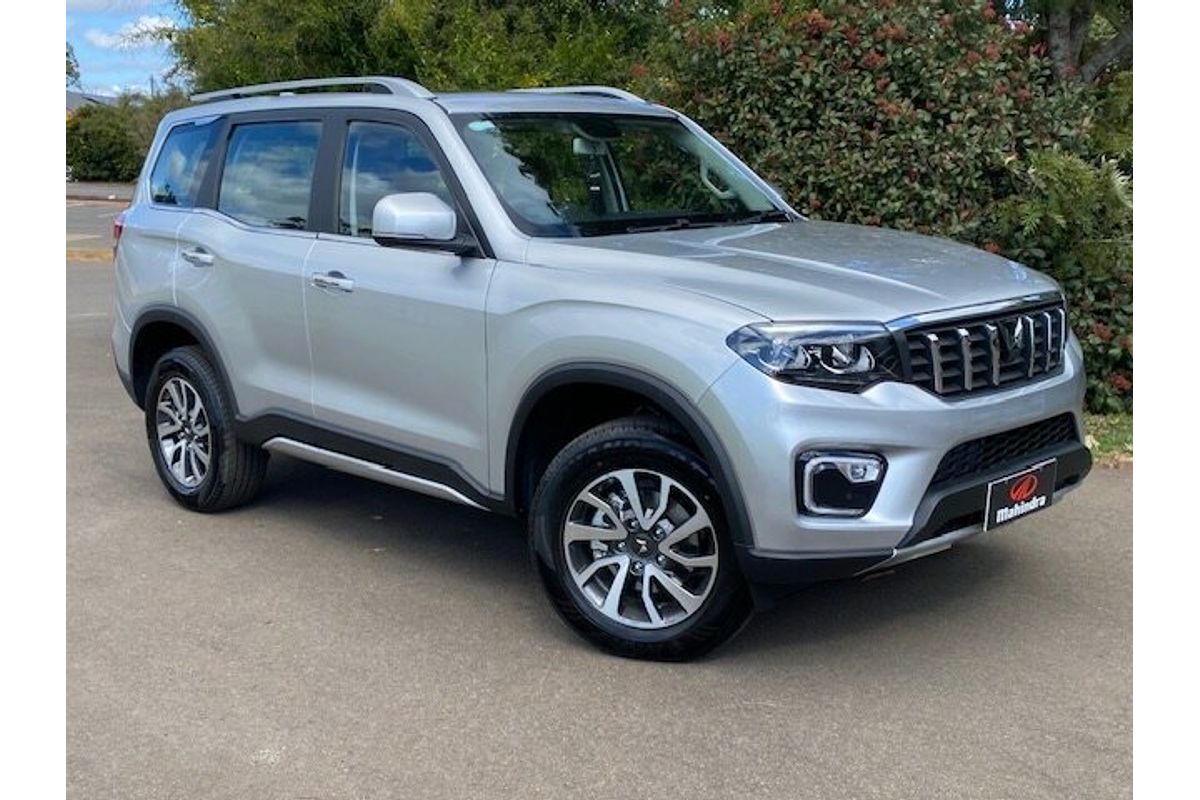 2023 Mahindra Scorpio Z8