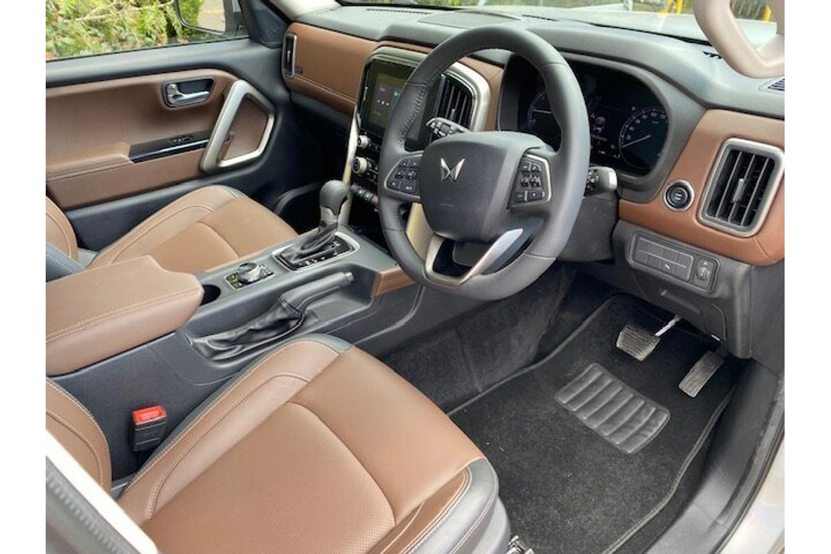 2023 Mahindra Scorpio Z8