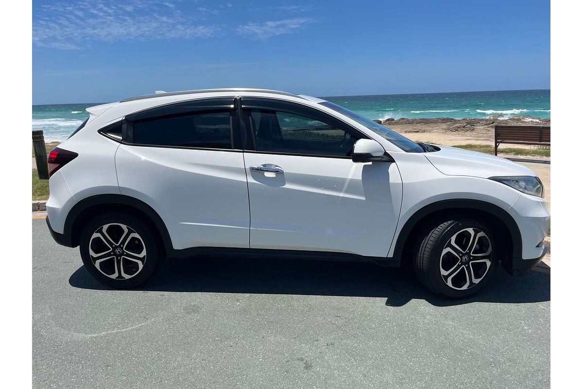 2015 Honda HR-V VTi-L
