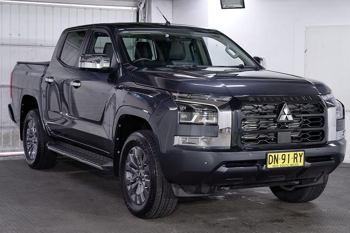 2025 Mitsubishi Triton GLS MV 4X4