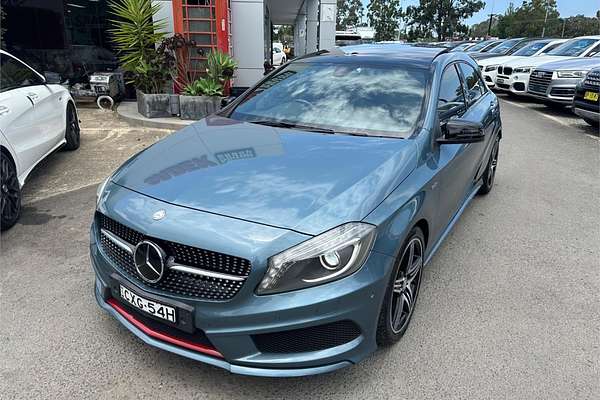 2015 Mercedes-Benz A-Class A250 Sport W176