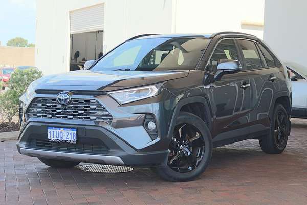 2020 Toyota RAV4 Cruiser AXAH52R