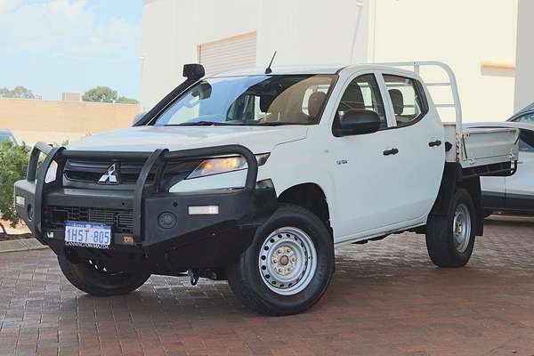 2022 Mitsubishi Triton GLX MR 4X4