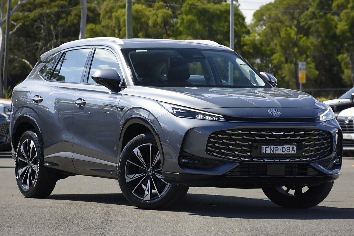 2024 MG HS Excite AS33