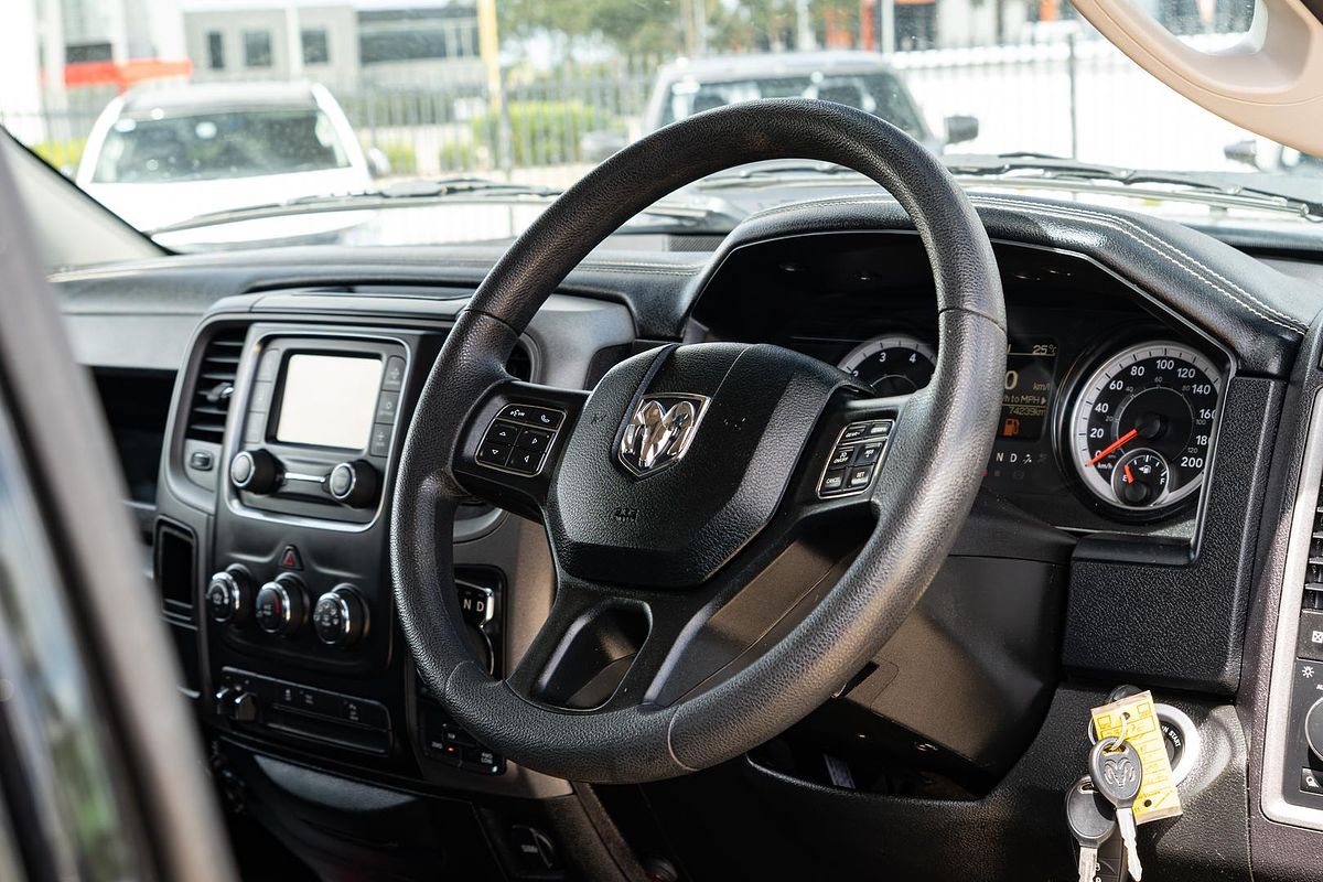 2019 RAM 1500 Express RamBox DS 4X4 SWB