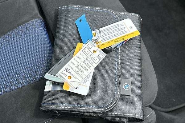 2023 BMW 1 Series M135i xDrive F40 thumb-22