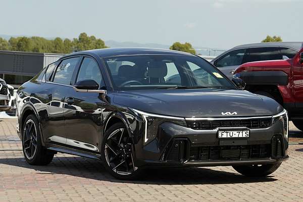 2025 Kia K4 GT-Line CL4m