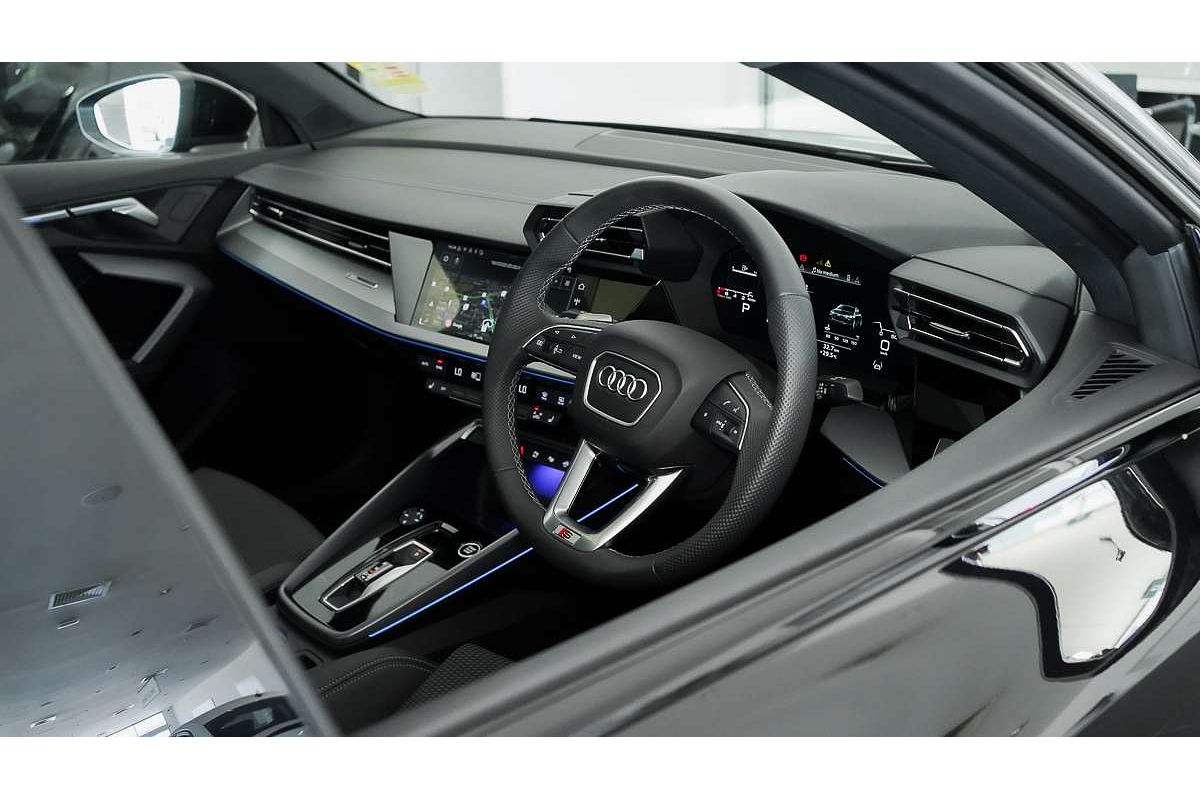 2025 Audi A3 35 TFSI S line GY