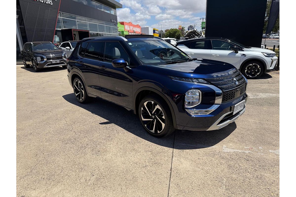2022 Mitsubishi Outlander Exceed ZM