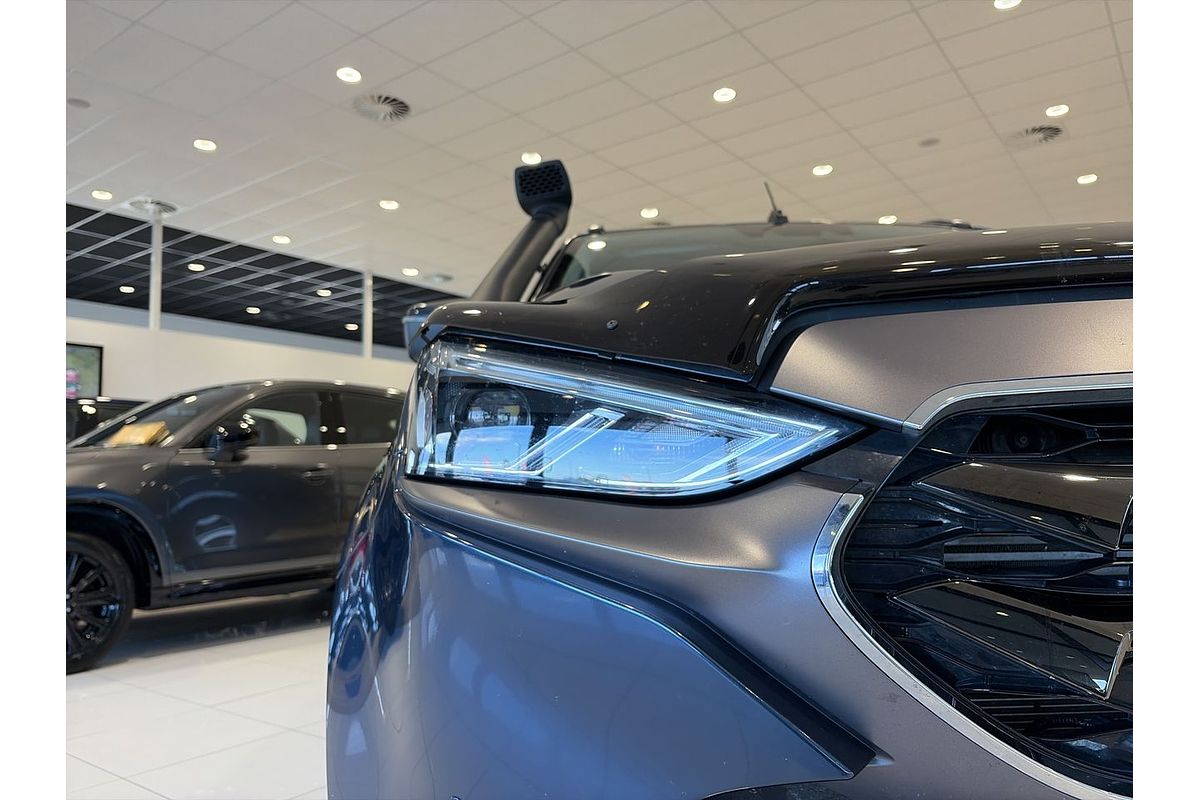 2023 Isuzu MU-X LS-T