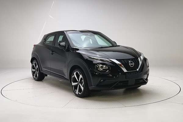 2023 Nissan JUKE ST F16 thumb-1