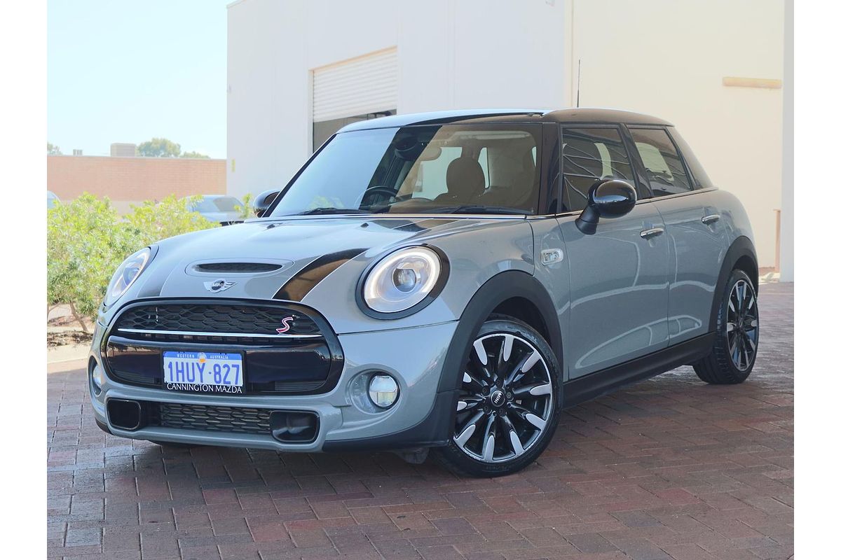 2017 MINI Hatch Cooper S F55