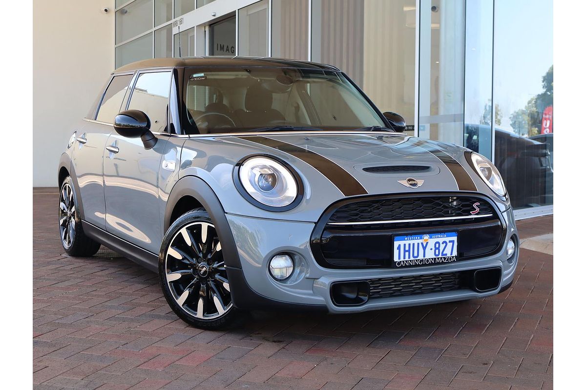 2017 MINI Hatch Cooper S F55