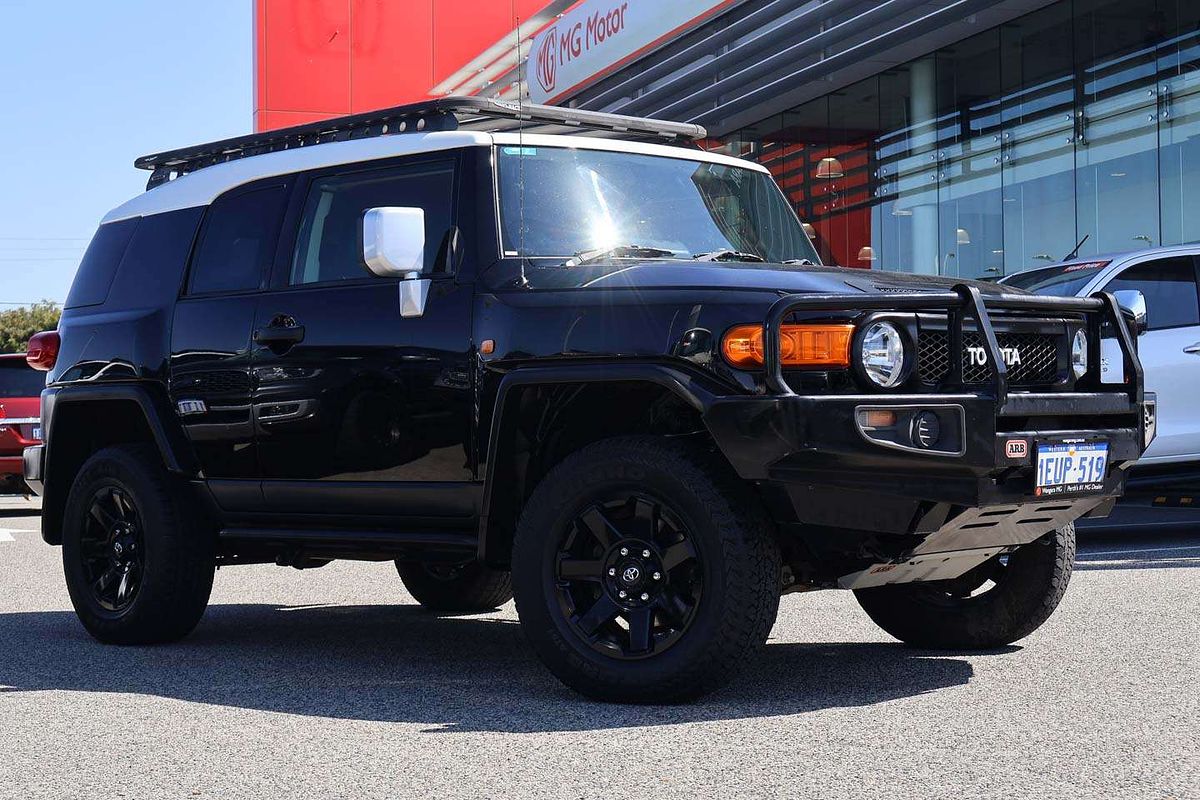 2015 Toyota FJ Cruiser GSJ15R
