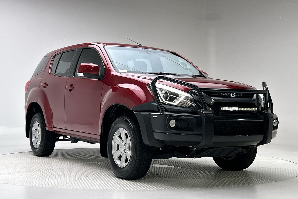 2020 Isuzu MU-X LS-M