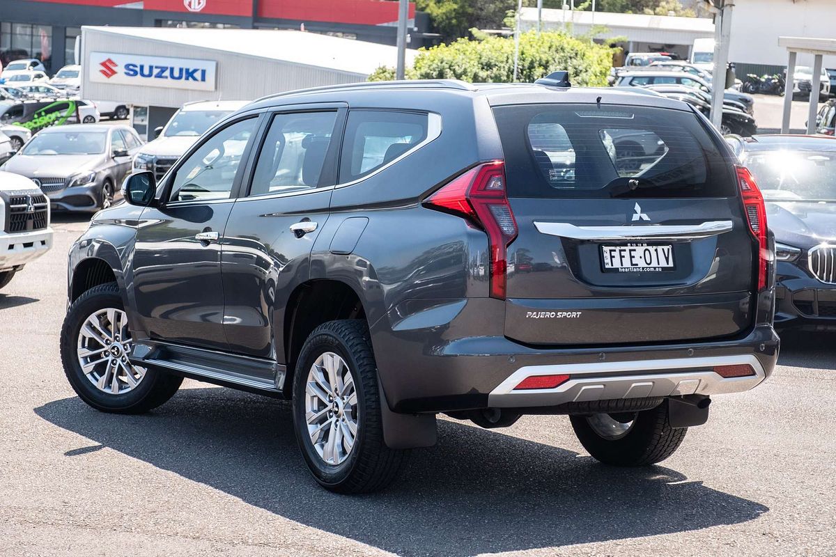 2023 Mitsubishi Pajero Sport GLX QF