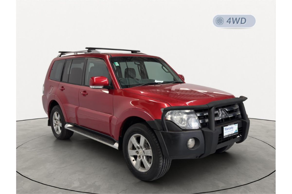 2010 Mitsubishi Pajero VR-X NT