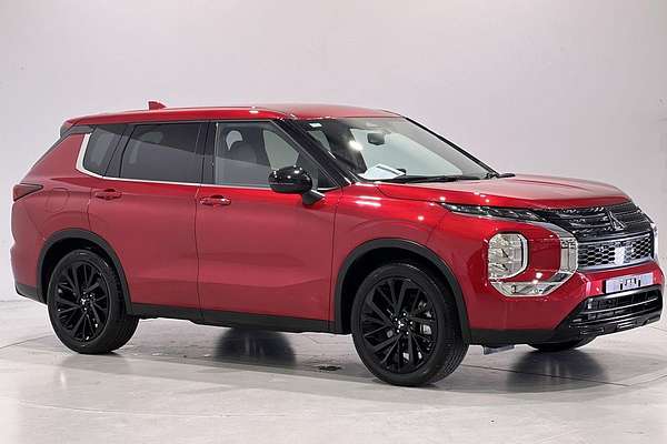 2024 Mitsubishi Outlander Black Edition ZM