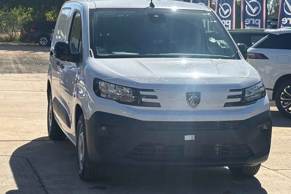 2025 Peugeot Partner Pro K9 SWB Low Roof