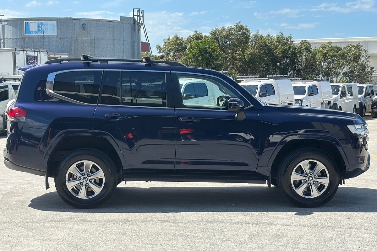 2022 Toyota Landcruiser VX FJA300R