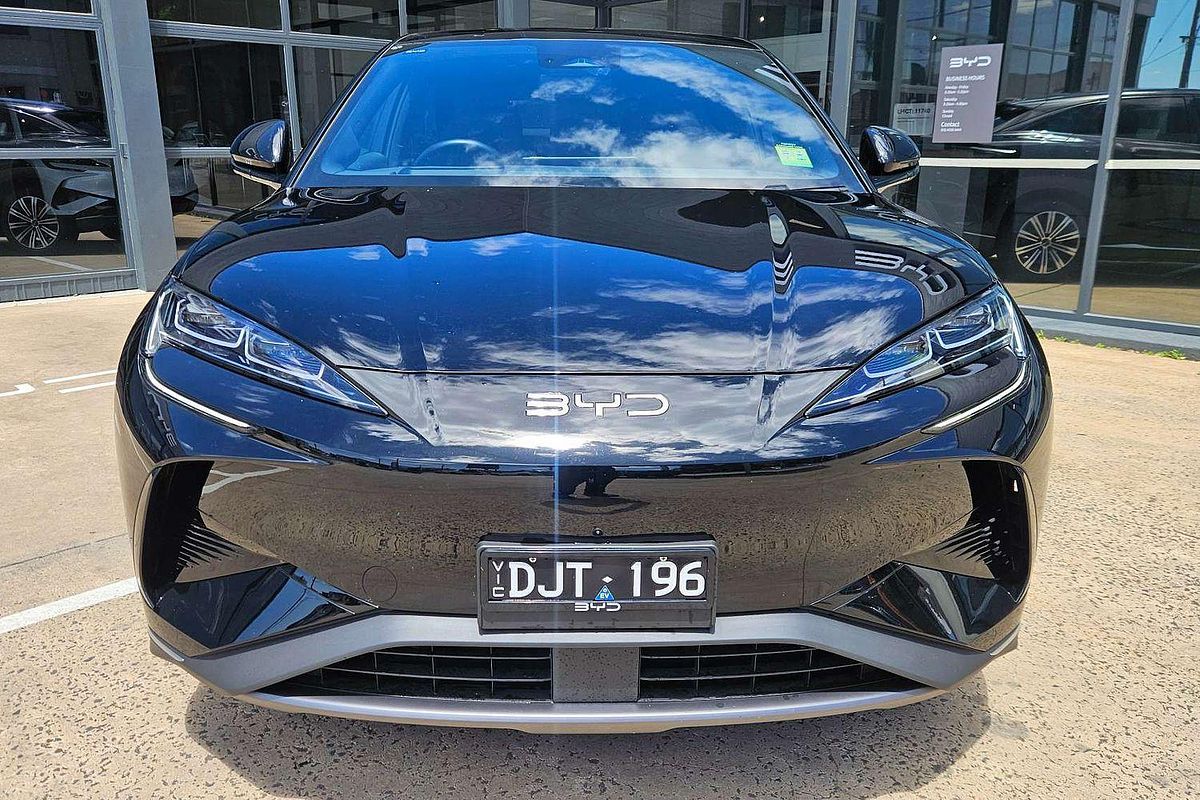 2025 BYD SEALION 7 Premium