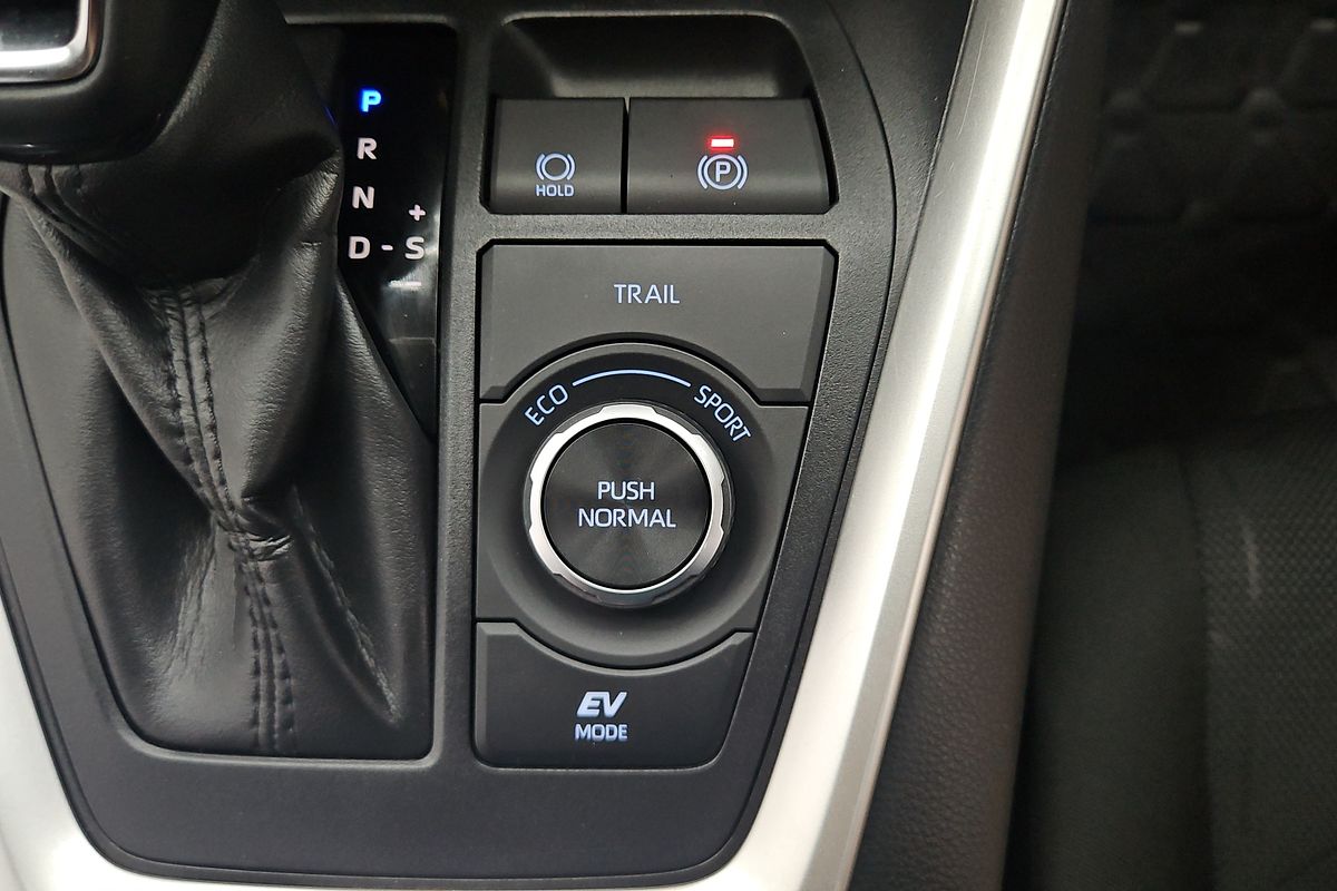 2021 Toyota RAV4 GXL AXAH54R