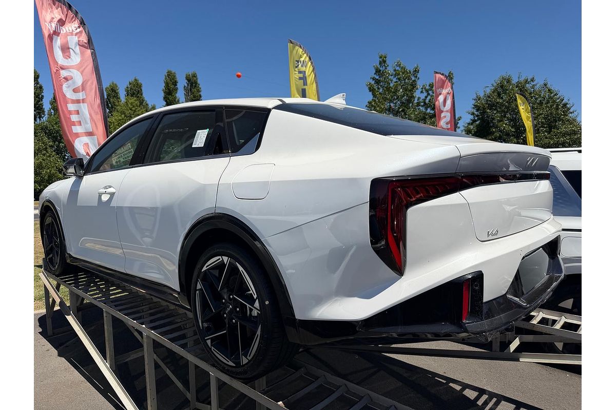 2025 Kia K4 GT-Line CL4m