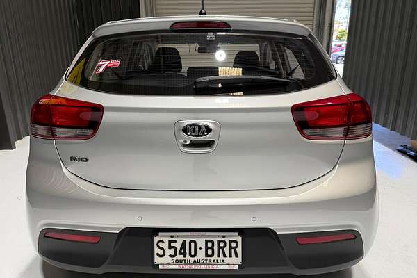 2017 Kia Rio S YB thumb-6