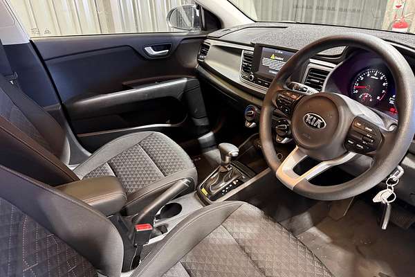 2017 Kia Rio S YB thumb-10