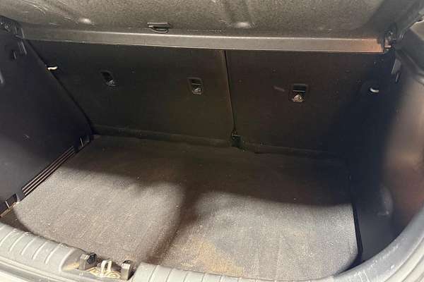 2017 Kia Rio S YB thumb-17