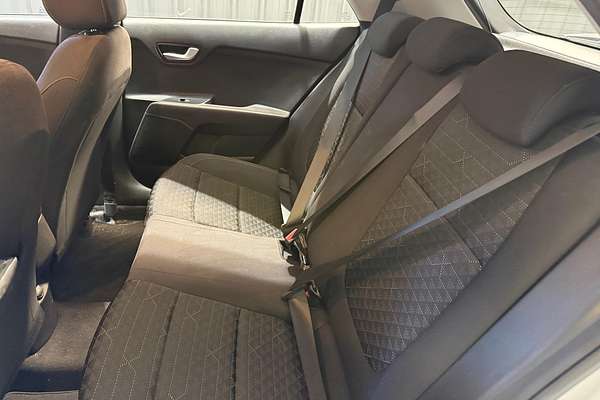 2017 Kia Rio S YB thumb-19